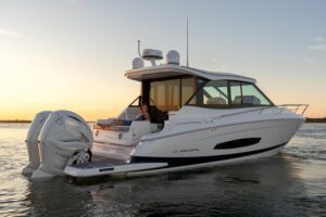 Regal 36 XO Yacht Rental