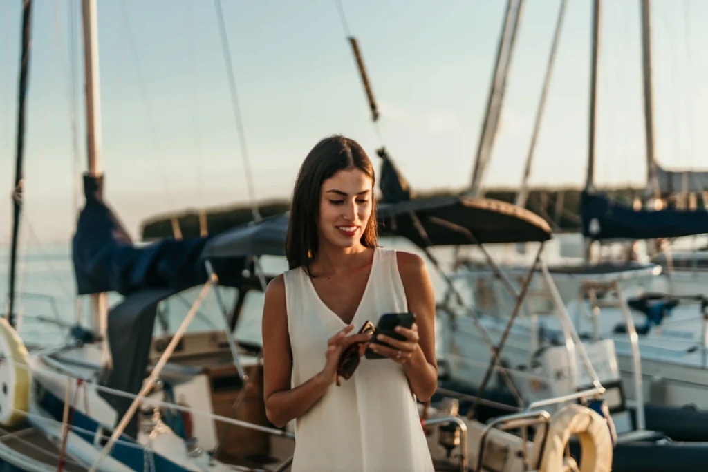 woman spend a day in a luxury boat in fort lauderdale