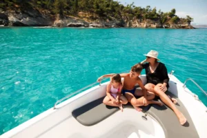 family in a private boat tour experience in fort lauderdale