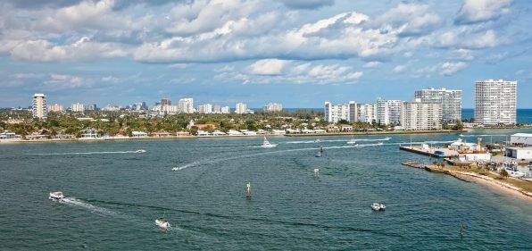 intercoastal waterways of Fort Lauderdale with boats and yachts intercoastal waterways of Fort Lauderdale with boats and yachts for Bachelorette or Bachelor Party